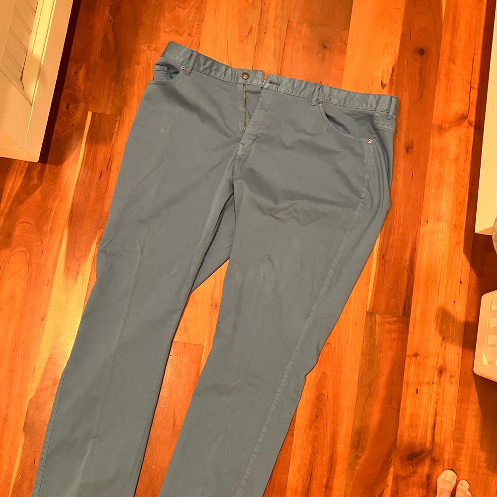 Peter Millar Medium Blue Khakis 44 waist 33 length